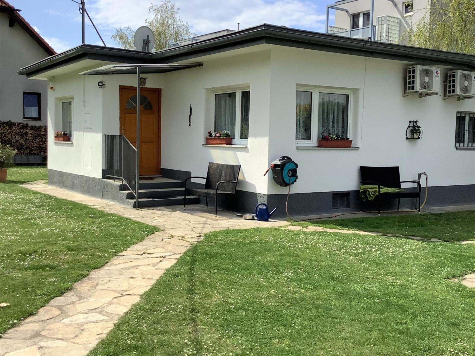 Holiday Home Bungalow Leopoldau By Interhome Wien Exterior foto